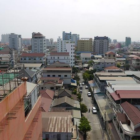 Tan Tower Hotel Phnom Penh Exterior foto